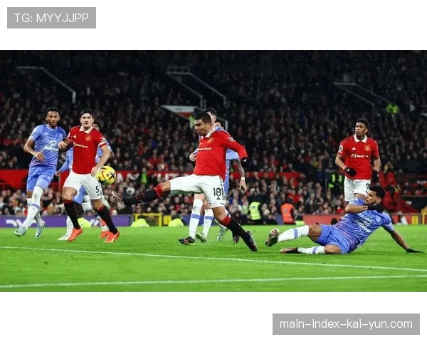 伯恩利主场逼平曼联 保级路上收获宝贵一分